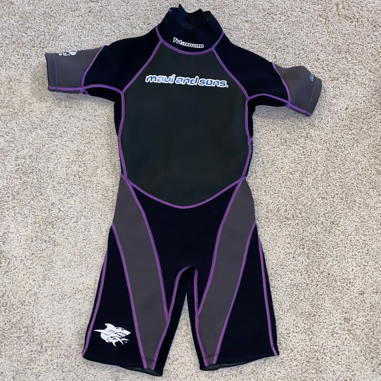 Maui & Sons Titanium Shortie Wetsuit Youth Size 10 Black Gray Purple Stitching